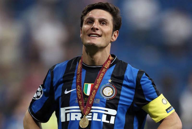 Top 5 Cầu Thủ Bóng Đá Từng Chơi Nhiều Vị Trí Nhất 5 Javier Zanetti