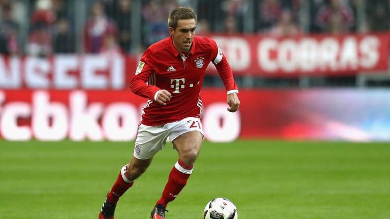 Top 5 Cầu Thủ Bóng Đá Từng Chơi Nhiều Vị Trí Nhất 4 Philipp Lahm – Nhạc trưởng phòng ngự của Bayern và tuyển Đức